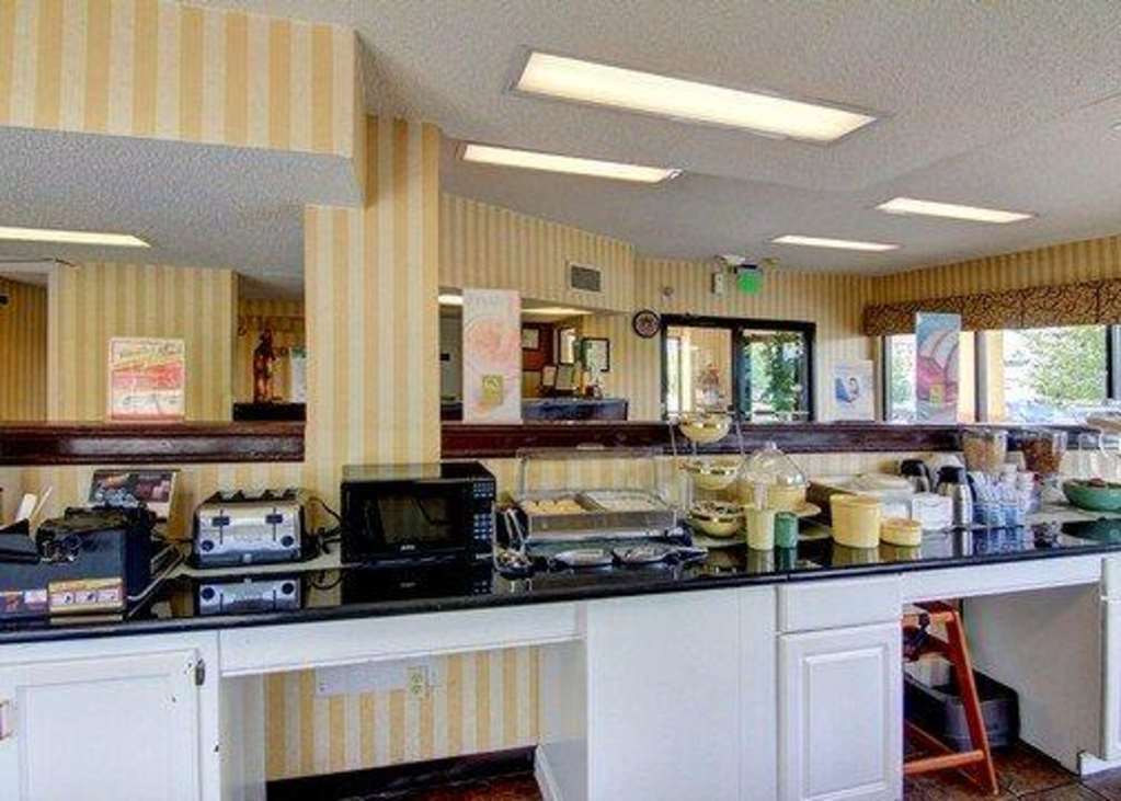 Quality Inn Auburn Campus Area I-85 Restaurant photo
