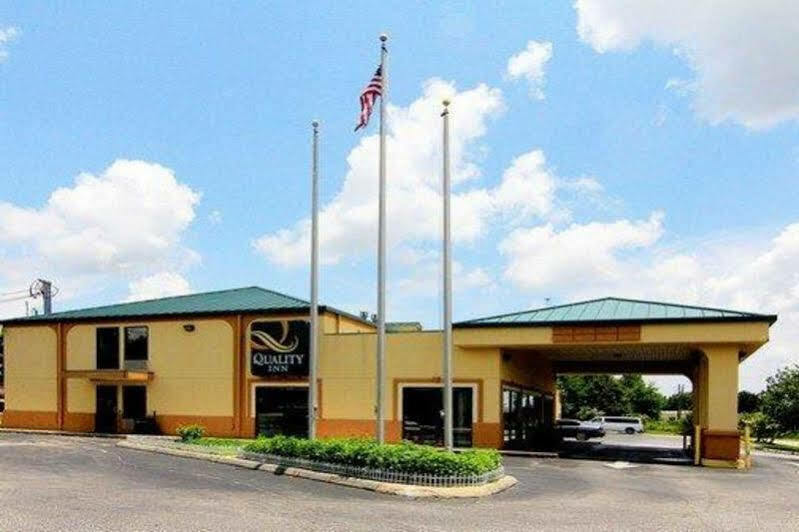 Quality Inn Auburn Campus Area I-85 Exterior photo